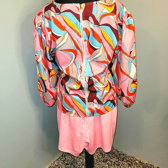 Vibrant Color Short Set - Picture 4 of 6